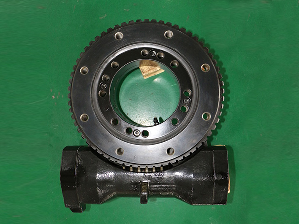 S Series Slew Drive S Series Slew Drive
